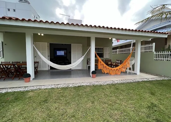Casa Na Praia De Palmas Com 3 Dormitorios Gov Celso Ramos Sc